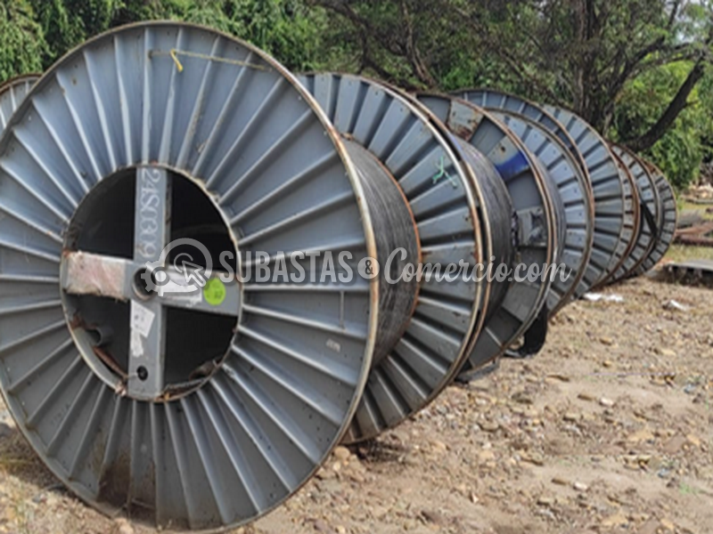 Chatarra de cable de cobre en carretes Aprox.: 37.785 Kg